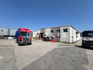 More details for 5 Chemin Des Vieilles Vignes, Brignais - Industrial for Sale