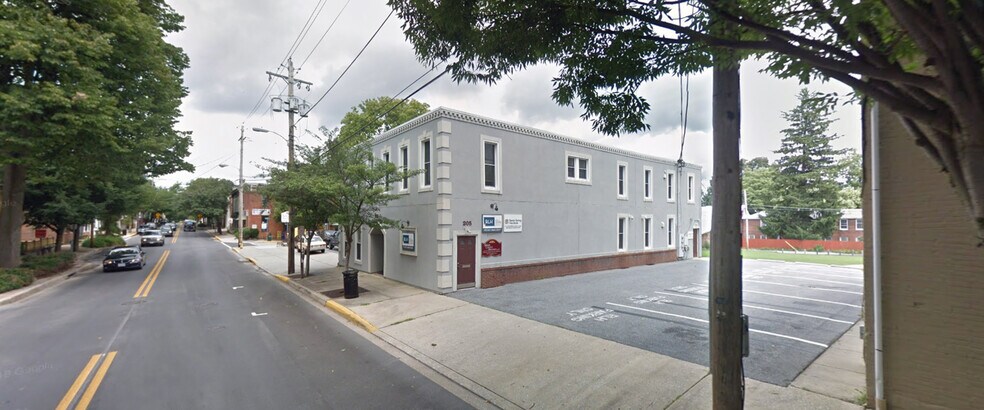 205-207 E Main St, Westminster, MD à louer - Photo du bâtiment - Image 3 de 4