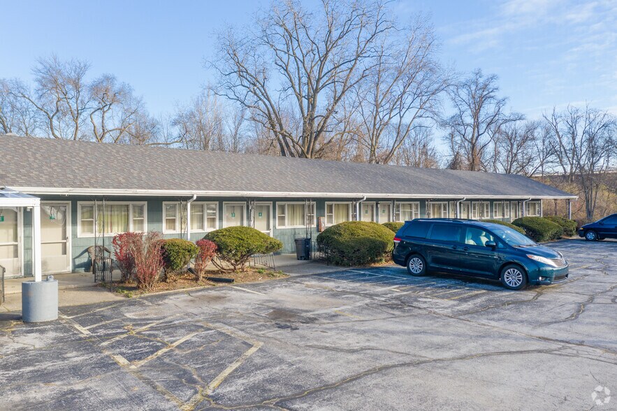 7021 In-930, Fort Wayne, IN à vendre - Photo du bâtiment - Image 2 de 5