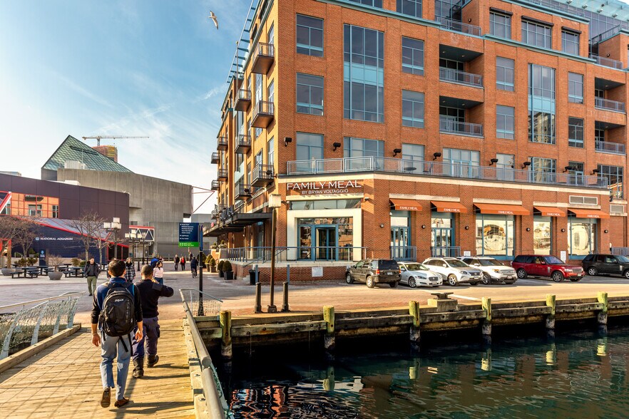 621 E Pratt St, Baltimore, MD à louer - Photo du bâtiment - Image 2 de 2