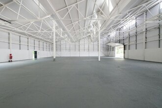 Burnetts Ln, Southampton à louer Photo intérieure- Image 2 de 14