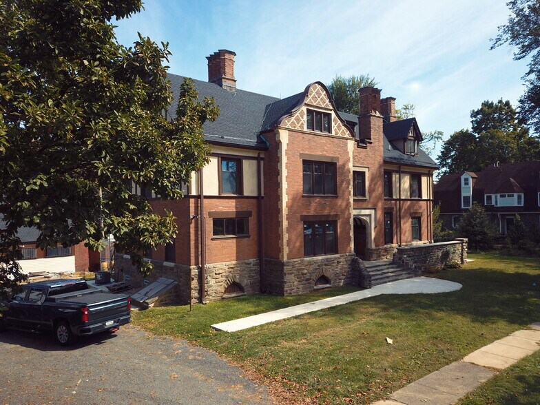 5015 McKean Ave, Philadelphia, PA à vendre - Photo du bâtiment - Image 2 de 18