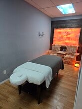 300 N Resler Dr, El Paso, TX for lease Interior Photo- Image 2 of 7