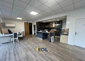 Plus de détails pour Commerce de détail à louer