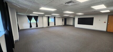 259 Wolcott Rd, Wolcott, CT for lease Interior Photo- Image 1 of 2