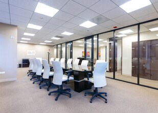 10 S LaSalle St, Chicago, IL for lease Interior Photo- Image 1 of 6