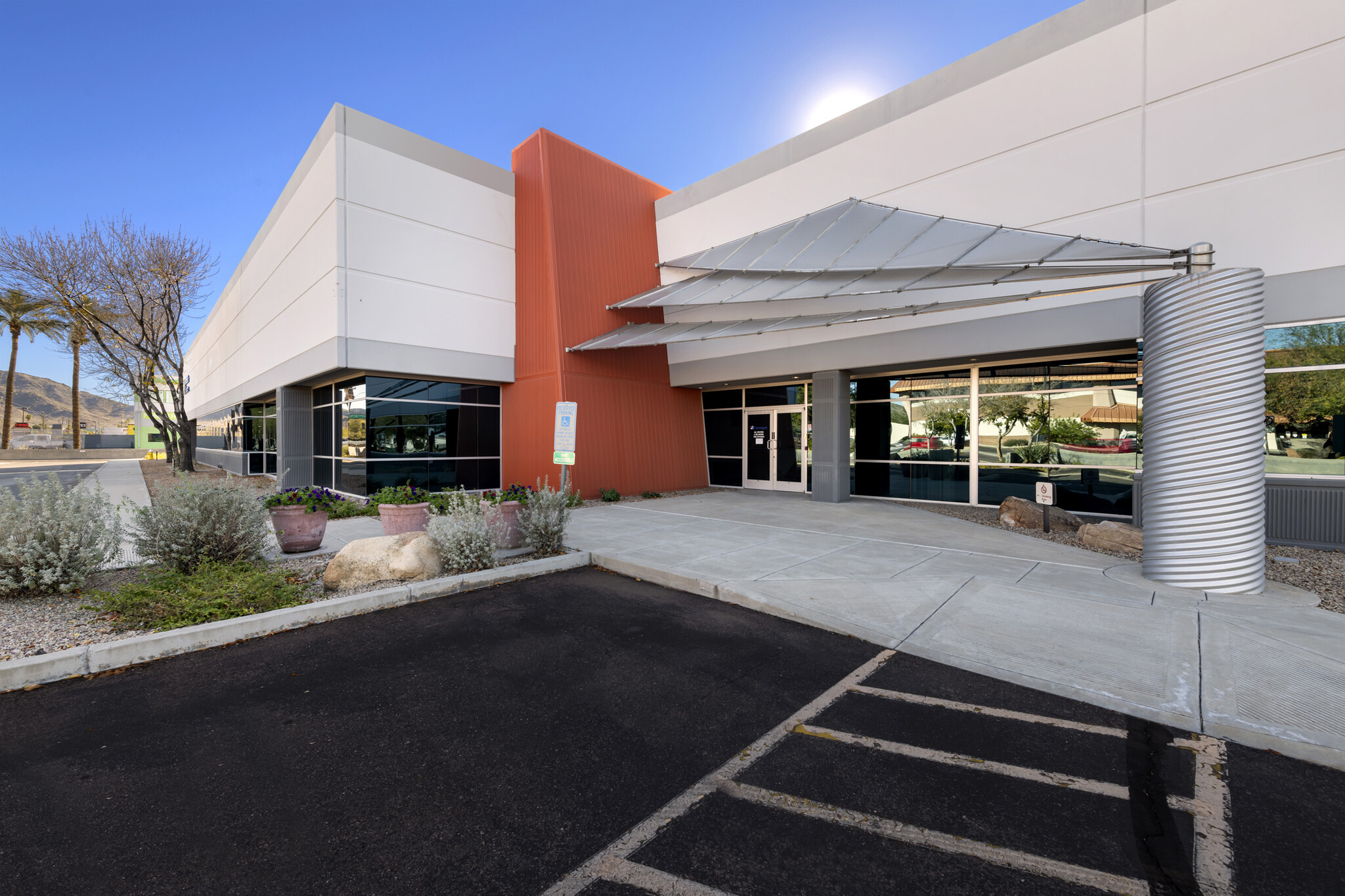 2101 W Peoria Ave, Phoenix, AZ for sale Building Photo- Image 1 of 1