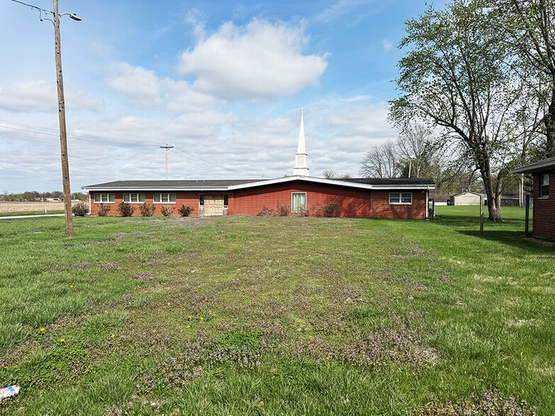 2900-2904 Maryville Rd, Granite City, IL for sale - Building Photo - Image 2 of 15