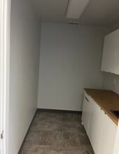 232 Old Airport Rd, Fletcher, NC for lease Interior Photo- Image 2 of 5