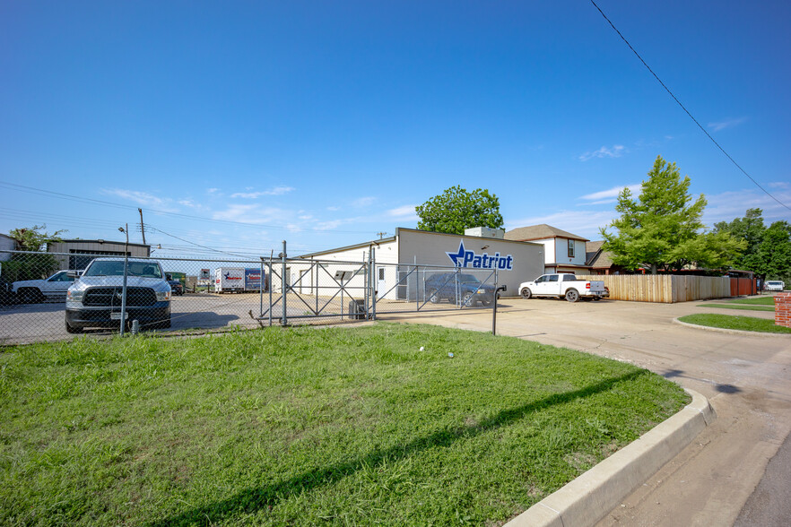 1814 NW 1st St, Oklahoma City, OK à vendre - Photo du bâtiment - Image 3 de 15