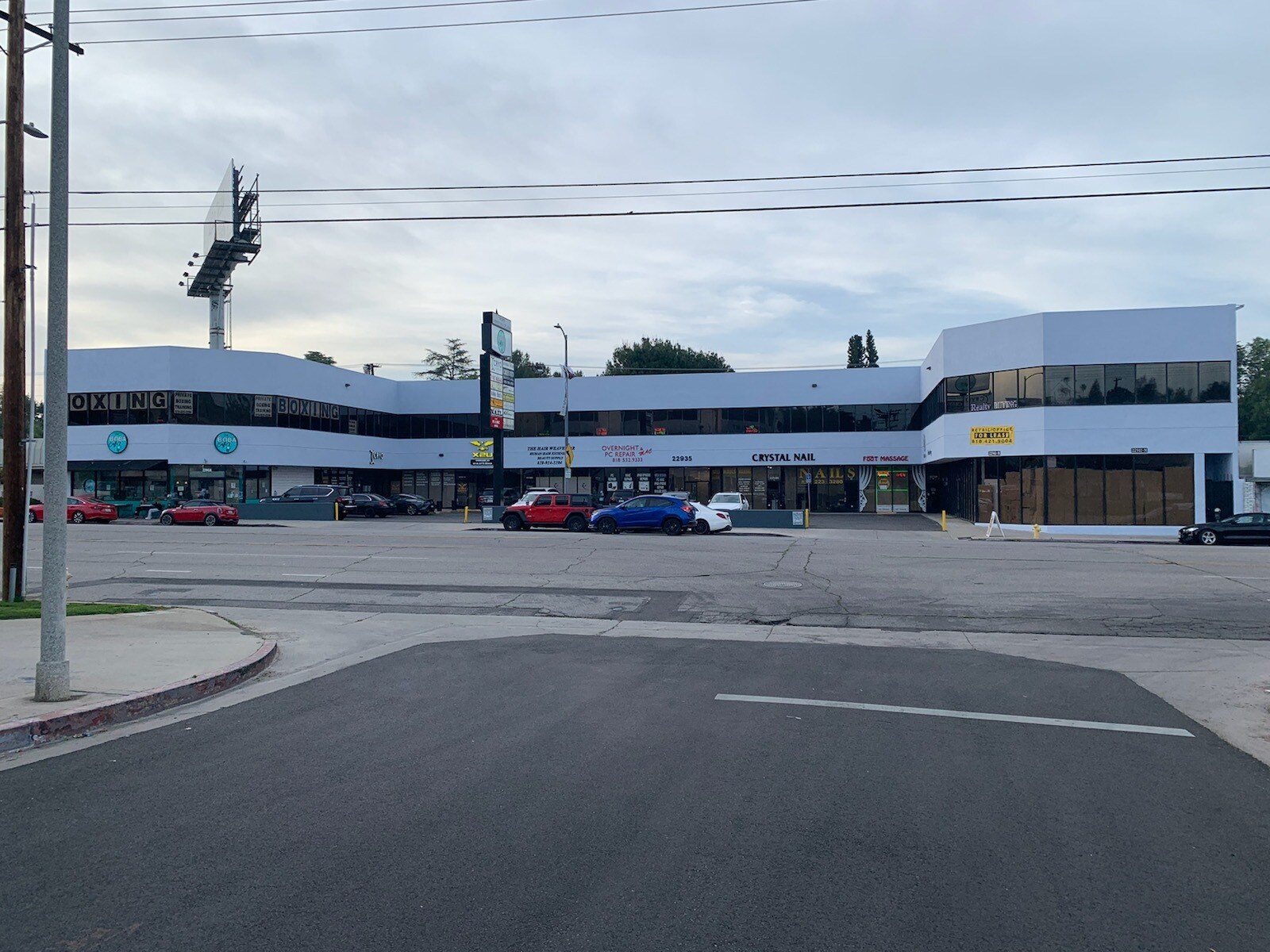 22935-22941 Ventura Blvd, Woodland Hills, CA for lease Building Photo- Image 1 of 4