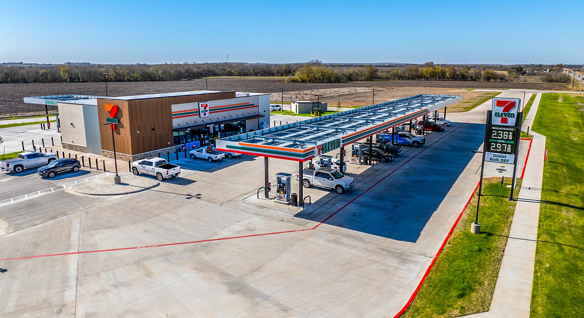 2410 W San Antonio St, Lockhart, TX for sale Primary Photo- Image 1 of 8