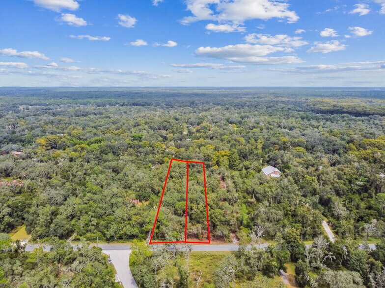 5476 Cyril Dr, Dade City, FL for sale - Primary Photo - Image 1 of 44