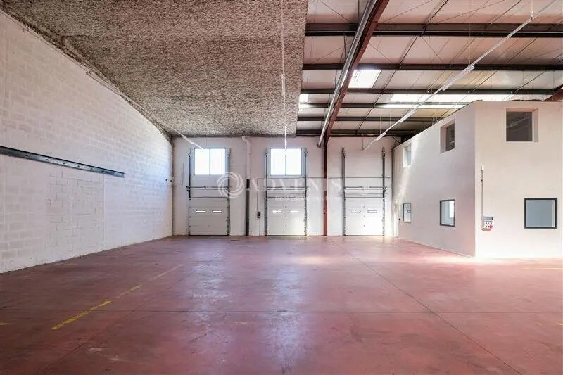 Industrial in Corbas for lease - Interior Photo - Image 3 of 9