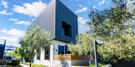 3001 N Hollywood Way, Burbank, CA for lease Interior Photo- Image 1 of 1