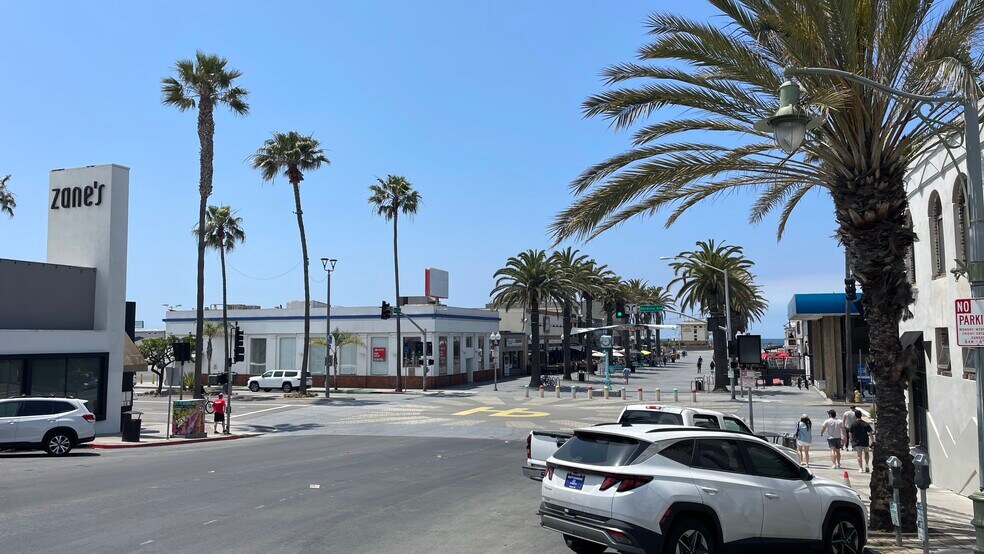 90 Pier Ave, Hermosa Beach, CA à louer - Photo du bâtiment - Image 2 de 10