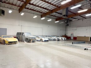 7915-7919 Ajay Dr, Sun Valley, CA for lease Interior Photo- Image 2 of 7