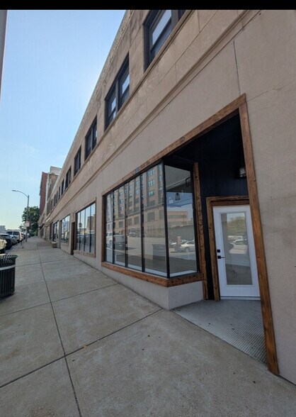 1722-1730 Olive St, Saint Louis, MO à louer - Photo du bâtiment - Image 2 de 4