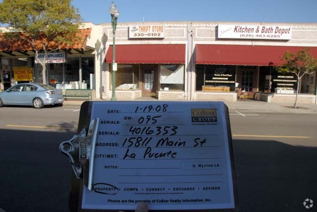 15813 Main St, La Puente, CA à louer - Autre - Image 2 de 4