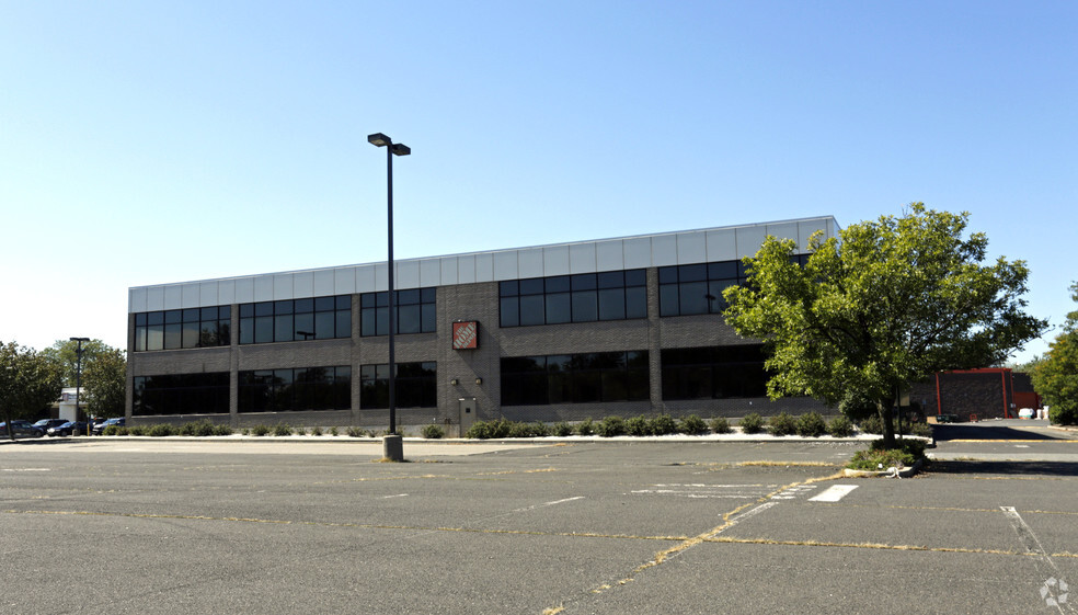 3096 Hamilton Blvd, South Plainfield, NJ for lease - Building Photo - Image 3 of 3