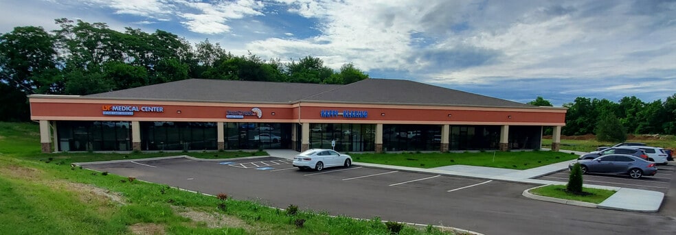 661 E Broadway Blvd, Jefferson City, TN à louer - Photo principale - Image 1 de 1