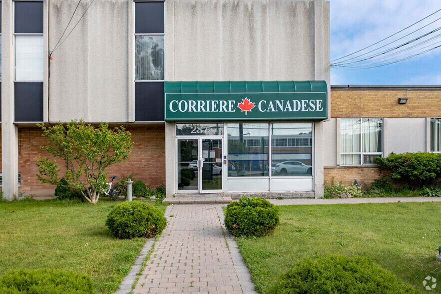 287 Bridgeland Ave, Toronto, ON à louer - Photo du bâtiment - Image 3 de 4
