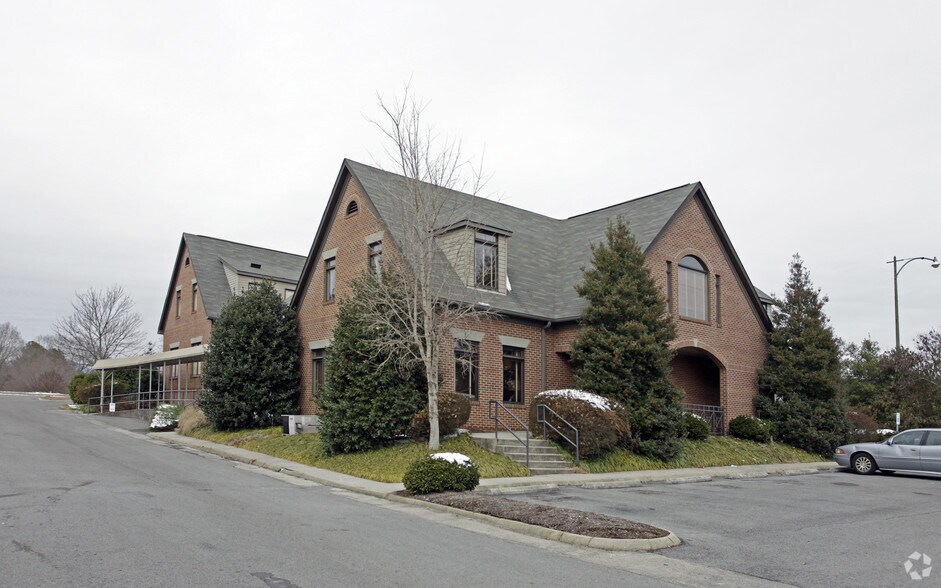420 Laboratory Rd, Oak Ridge, TN à vendre - Photo du bâtiment - Image 3 de 14