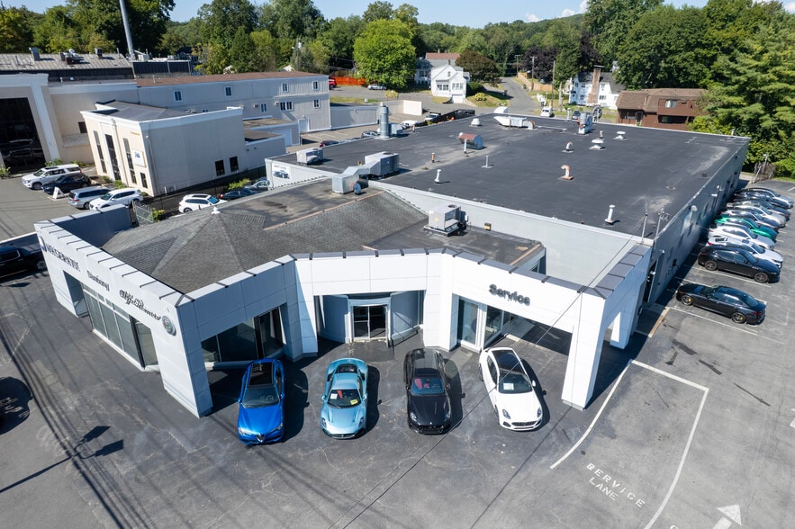 52 Newtown Rd, Danbury, CT for sale - Building Photo - Image 3 of 13