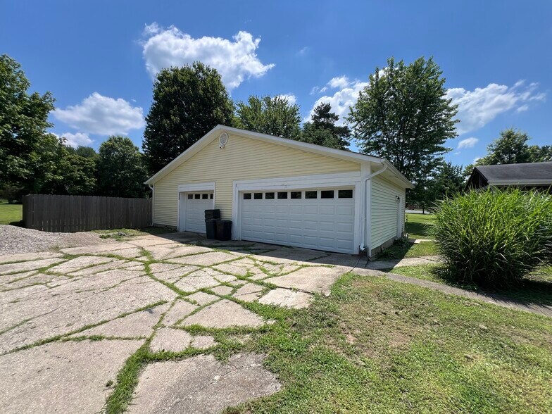 4182 Mount Carmel Tobasco Rd, Cincinnati, OH à vendre - Photo du bâtiment - Image 3 de 23
