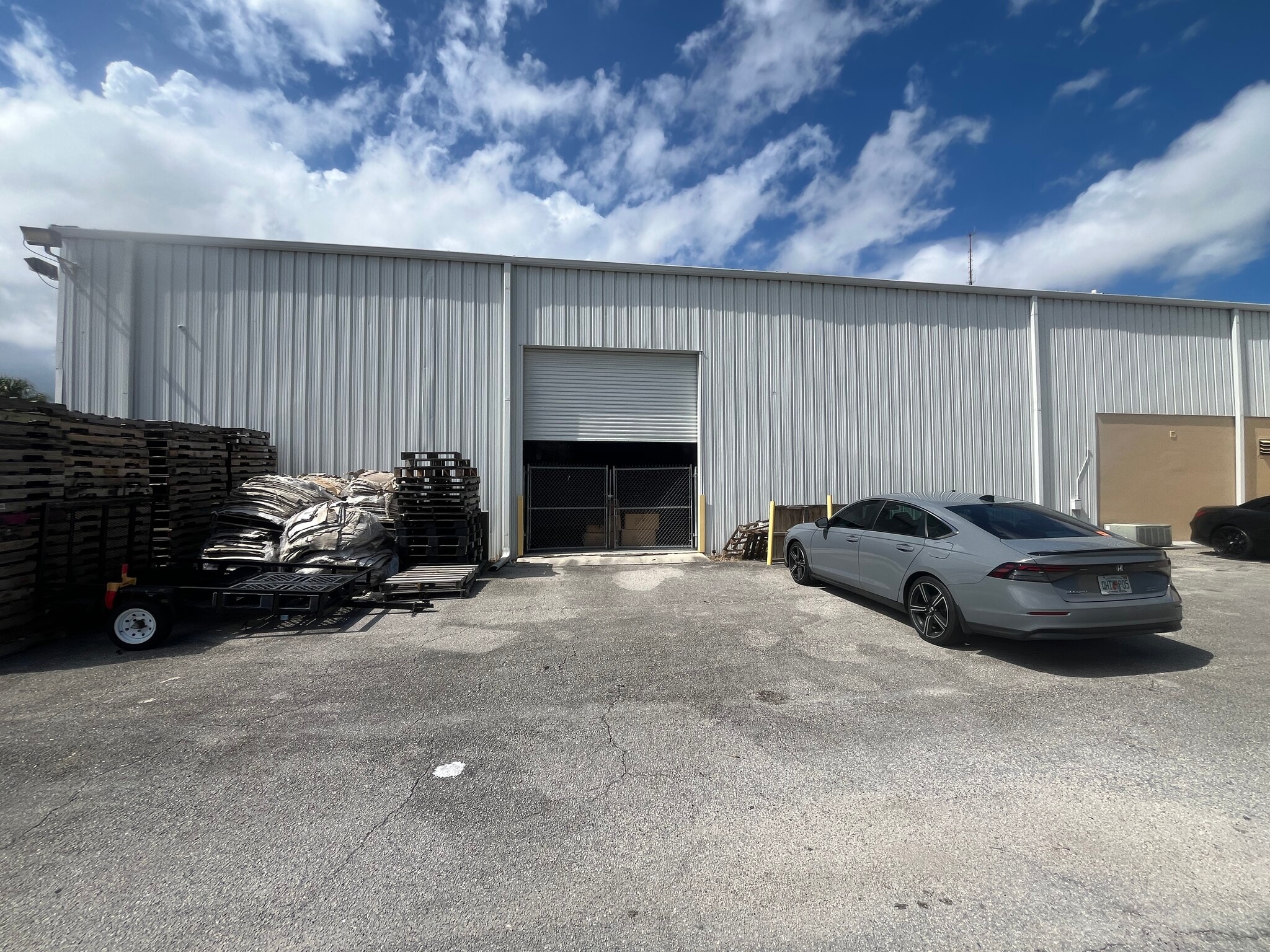 1310 53rd St, West Palm Beach, FL for lease Primary Photo- Image 1 of 10