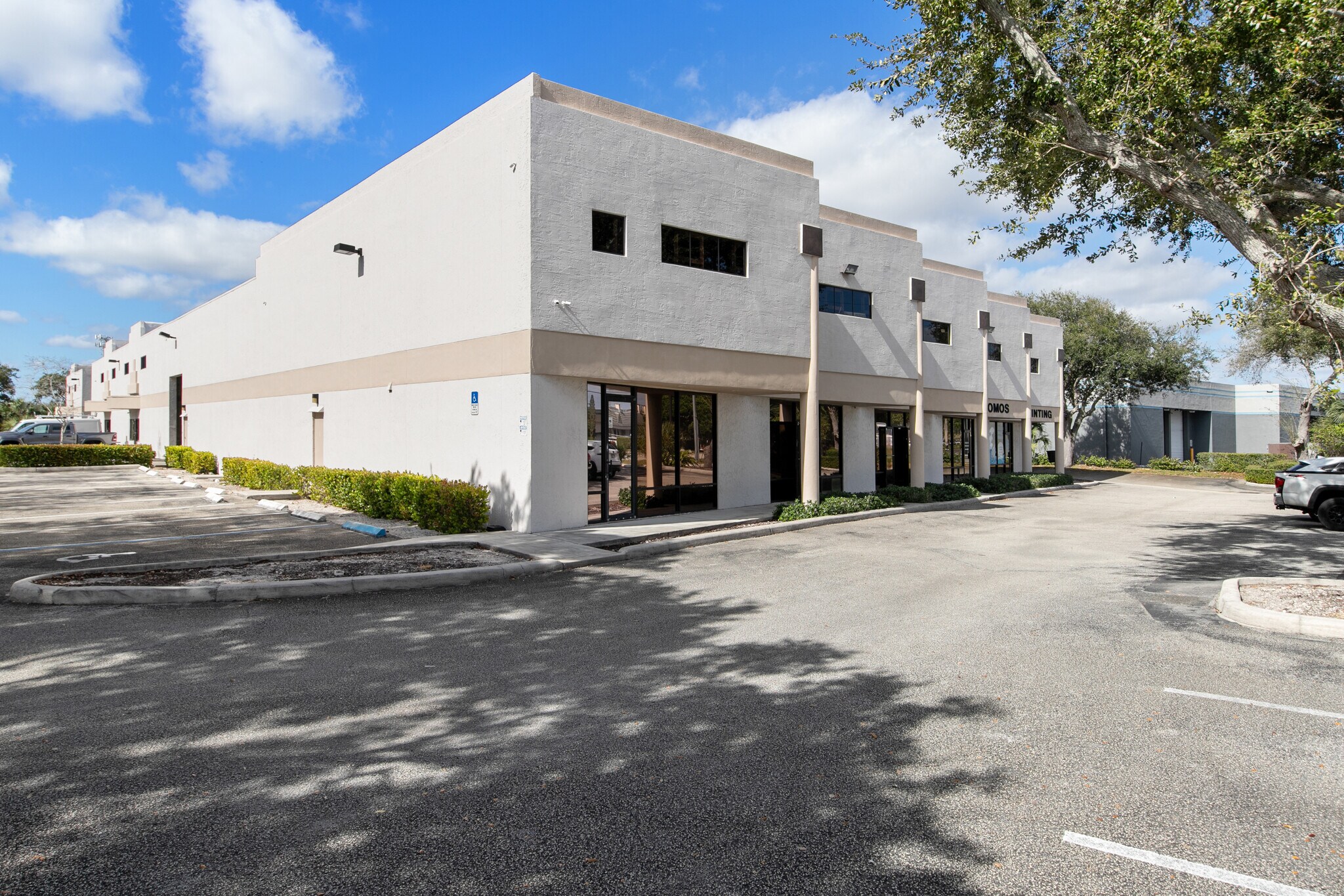 6451 E Rogers Cir, Boca Raton, FL for lease Primary Photo- Image 1 of 19