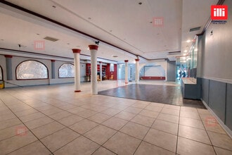 8751 Van Nuys Blvd, Panorama City, CA for lease Interior Photo- Image 1 of 4