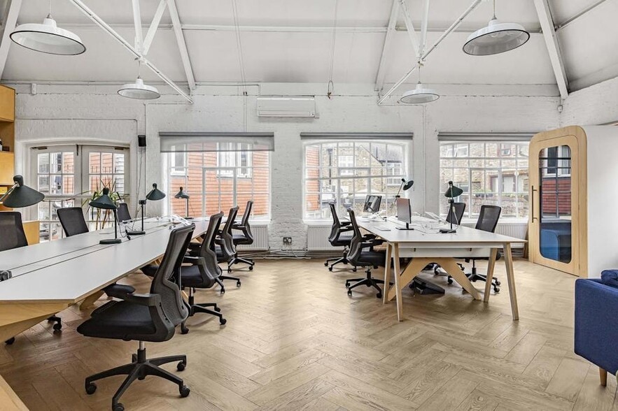 25 Hackney Rd, Londres à louer - Photo du bâtiment - Image 3 de 48