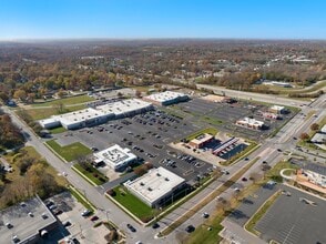 501 NW Barry Rd, Kansas City, MO for lease Building Photo- Image 2 of 3