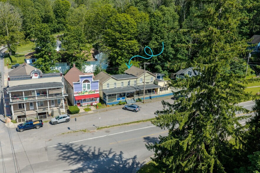 53470 NY-30 Hwy, Roxbury, NY à vendre - Photo du bâtiment - Image 3 de 63