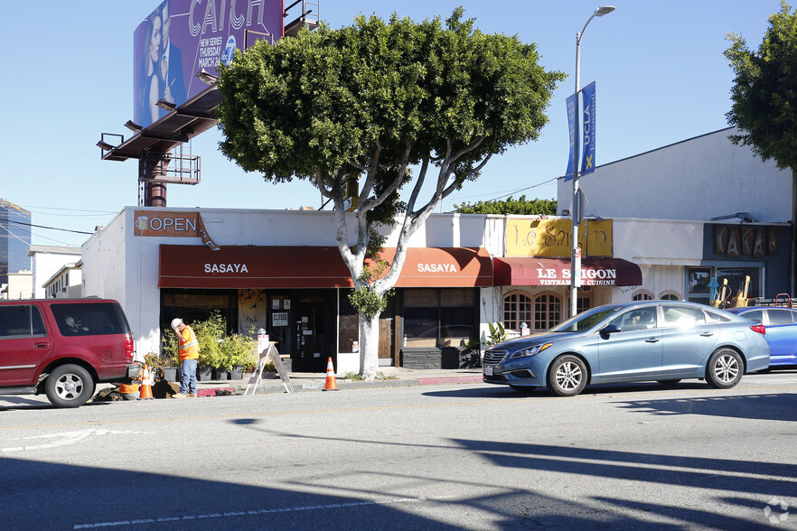 11609-11613 Santa Monica Blvd, Los Angeles, CA for lease - Primary Photo - Image 1 of 5