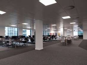 1A Wellington Pl, Leeds for lease Interior Photo- Image 1 of 4