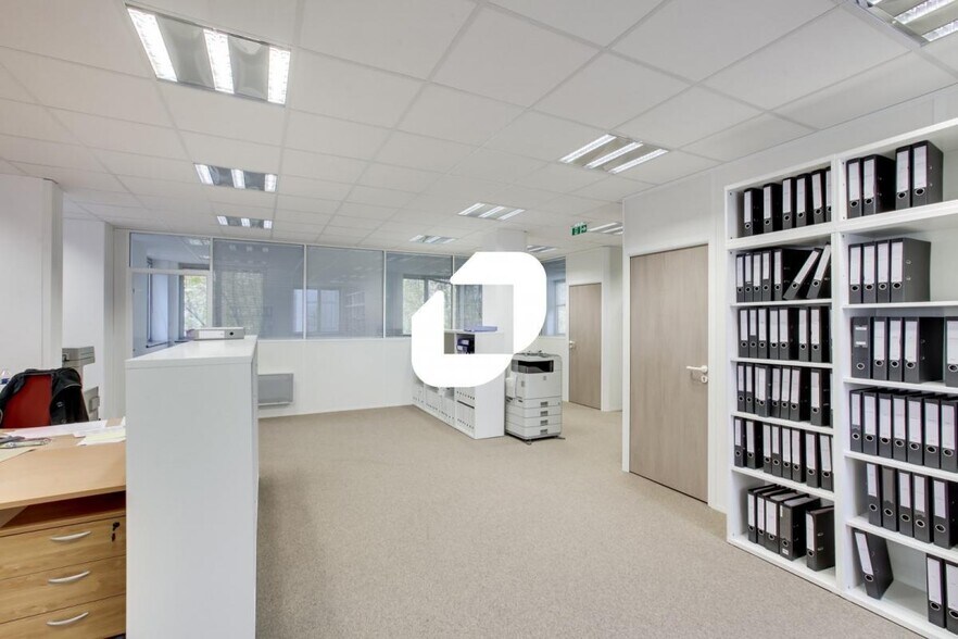Bureau dans Neuilly Plaisance à vendre - Photo intérieure - Image 2 de 14