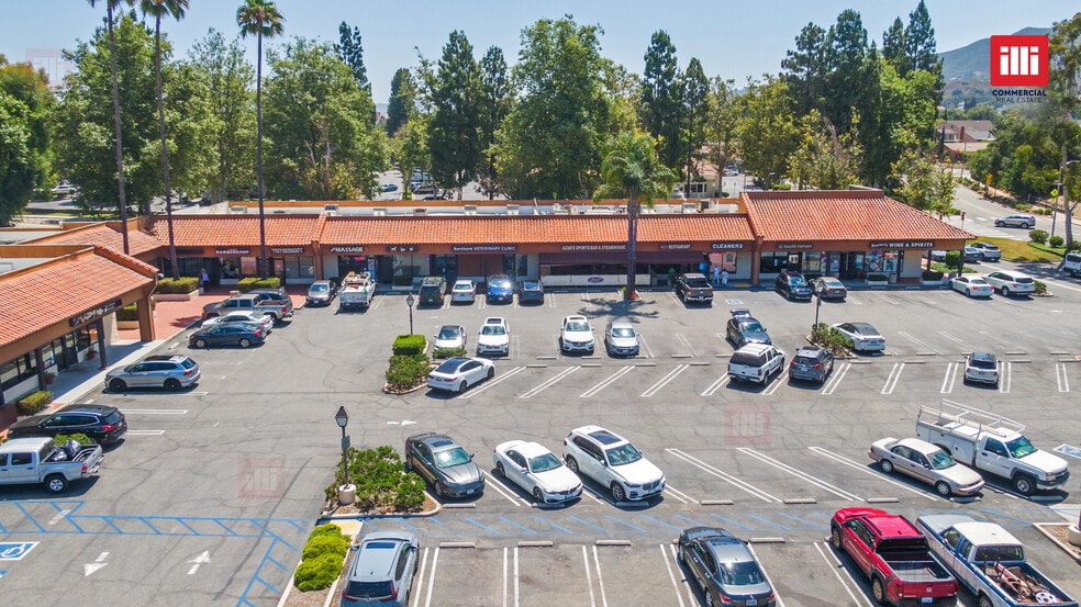2199-2277 Michael Dr, Newbury Park, CA for lease - Building Photo - Image 3 of 13