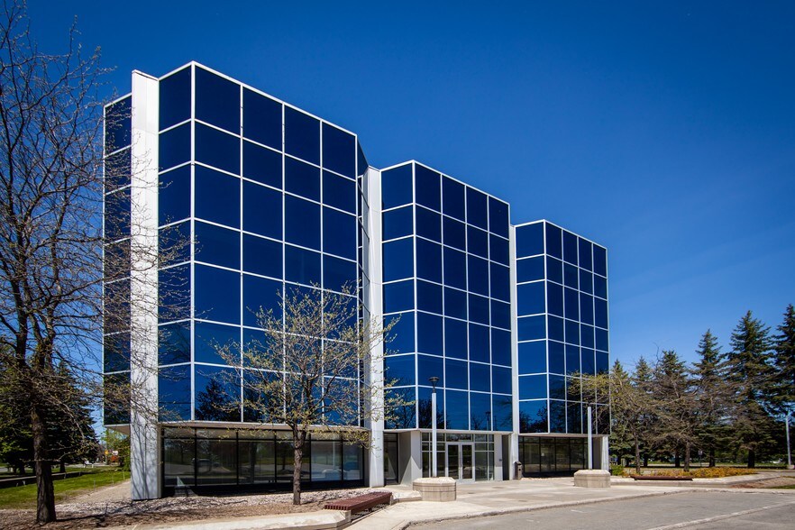 2781 Lancaster Rd, Ottawa, ON à vendre - Photo du bâtiment - Image 1 de 1