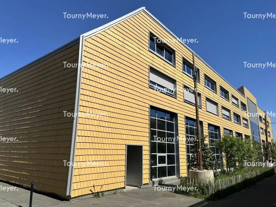 Office in Bordeaux for lease Building Photo- Image 1 of 9