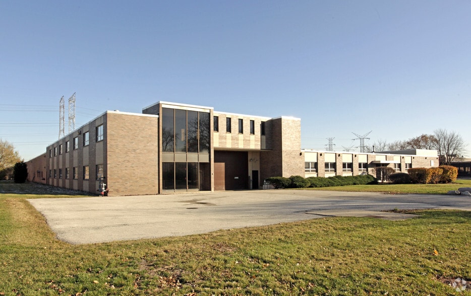 461-471 N 3rd Ave, Des Plaines, IL à louer - Photo principale - Image 1 de 3