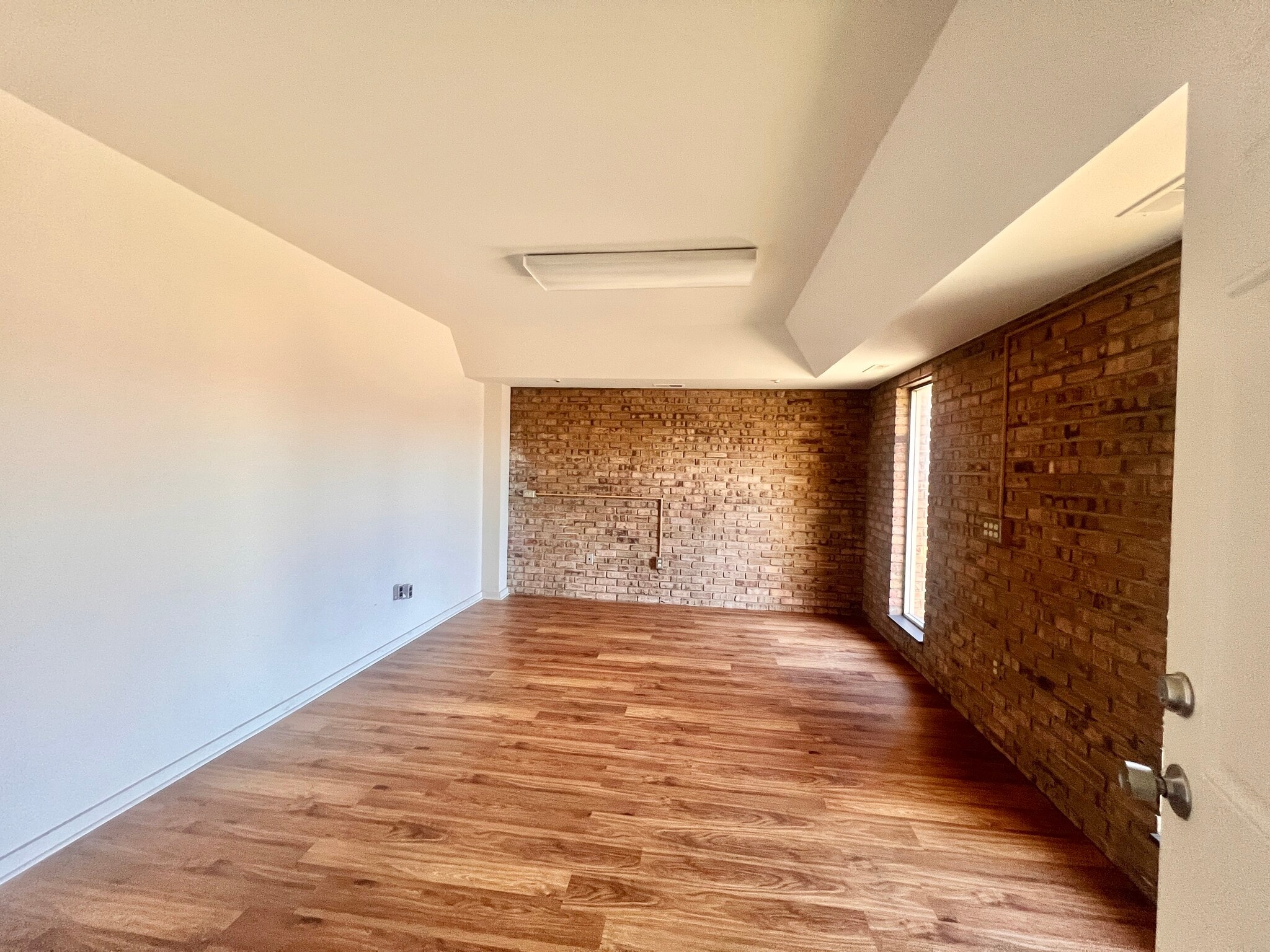 1817 W Stadium Blvd, Ann Arbor, MI à louer Photo intérieure- Image 1 de 2