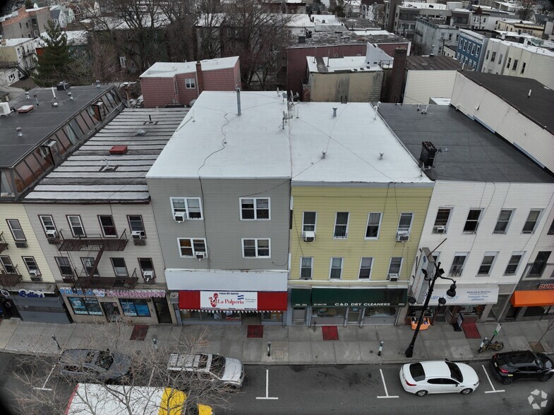 2004-2006 Bergenline Ave, Union City, NJ for sale - Matterport Community - Image 3 of 25