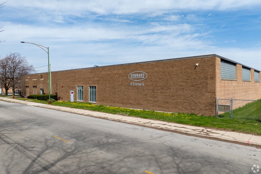 1120 W Exchange Ave, Chicago, IL for lease - Building Photo - Image 3 of 9