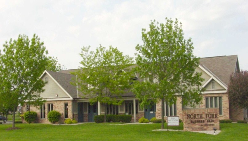 W176N9830 Rivercrest Dr, Germantown, WI à louer Photo du bâtiment- Image 1 de 12