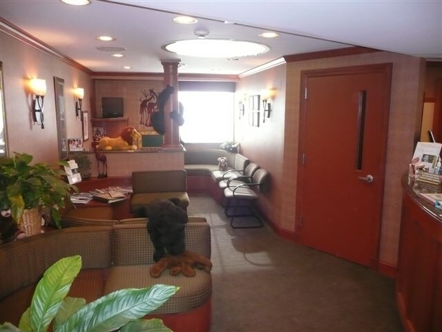 475 White Plains Rd, Eastchester, NY à vendre - Photo du bâtiment - Image 2 de 8