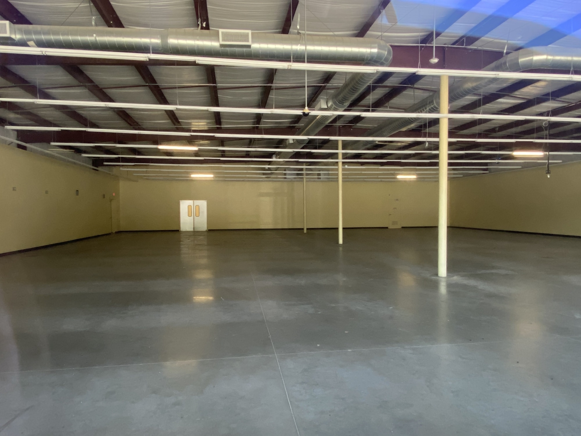 7048 Fm 442 Rd, Boling, TX for lease Interior Photo- Image 1 of 3