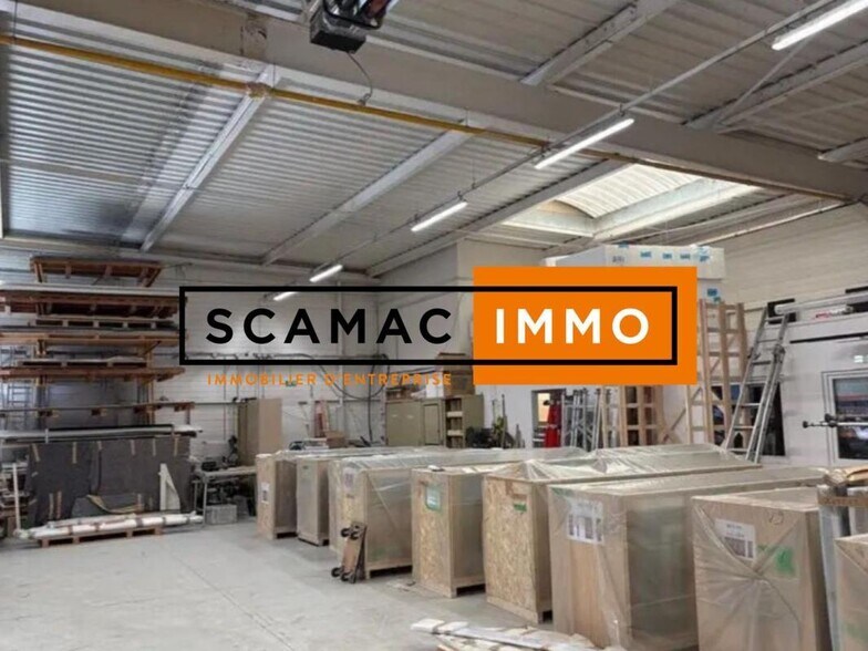 Industrial in Champigny-sur-Marne for lease - Building Photo - Image 1 of 7