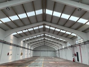 Industrial in Alcalá de Henares, Madrid for lease Interior Photo- Image 1 of 6
